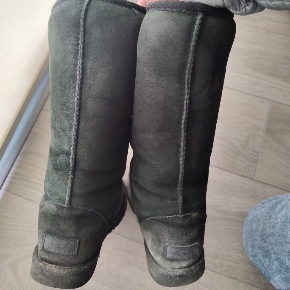 Tall black uggs size 8